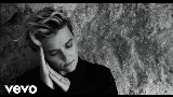 Thumbnail video Returning To Myself