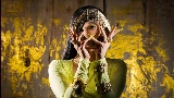 Thumbnail video Jingga
